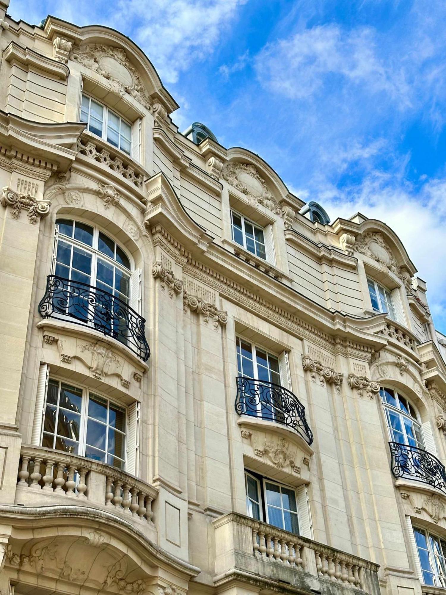 Elegant Escape Near Arc De Triomphe Apartment Paris Exterior photo